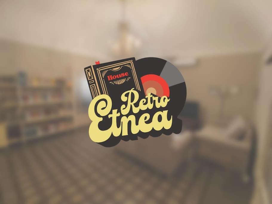 Retroetnea - Appartamento In Centro Storico - Con Camere Comunicanti Катания Экстерьер фото